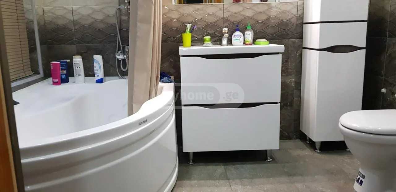 3 Room Flat For Rent. Mtatsminda view 4