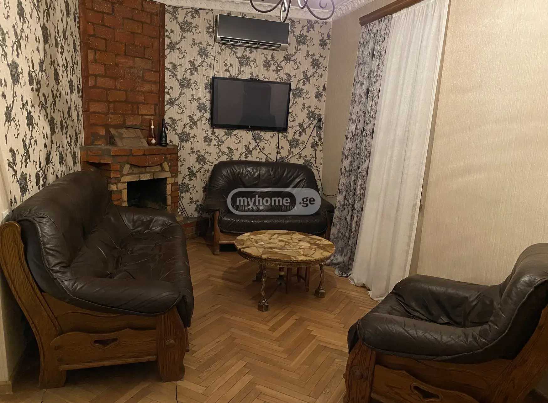 6 Room Private House For Rent. Chugureti view 2