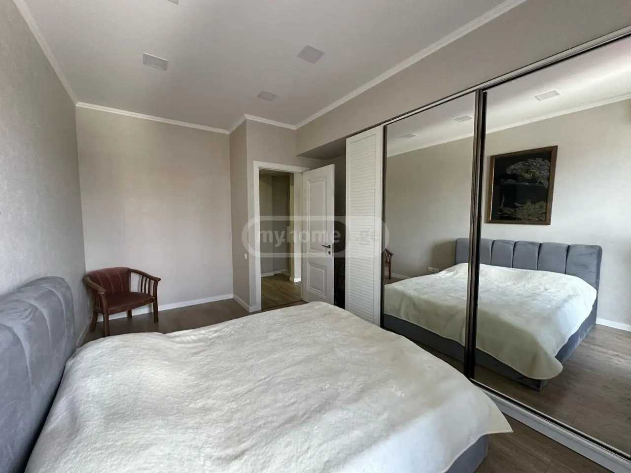 3 Room Flat For Rent. Vake view 5
