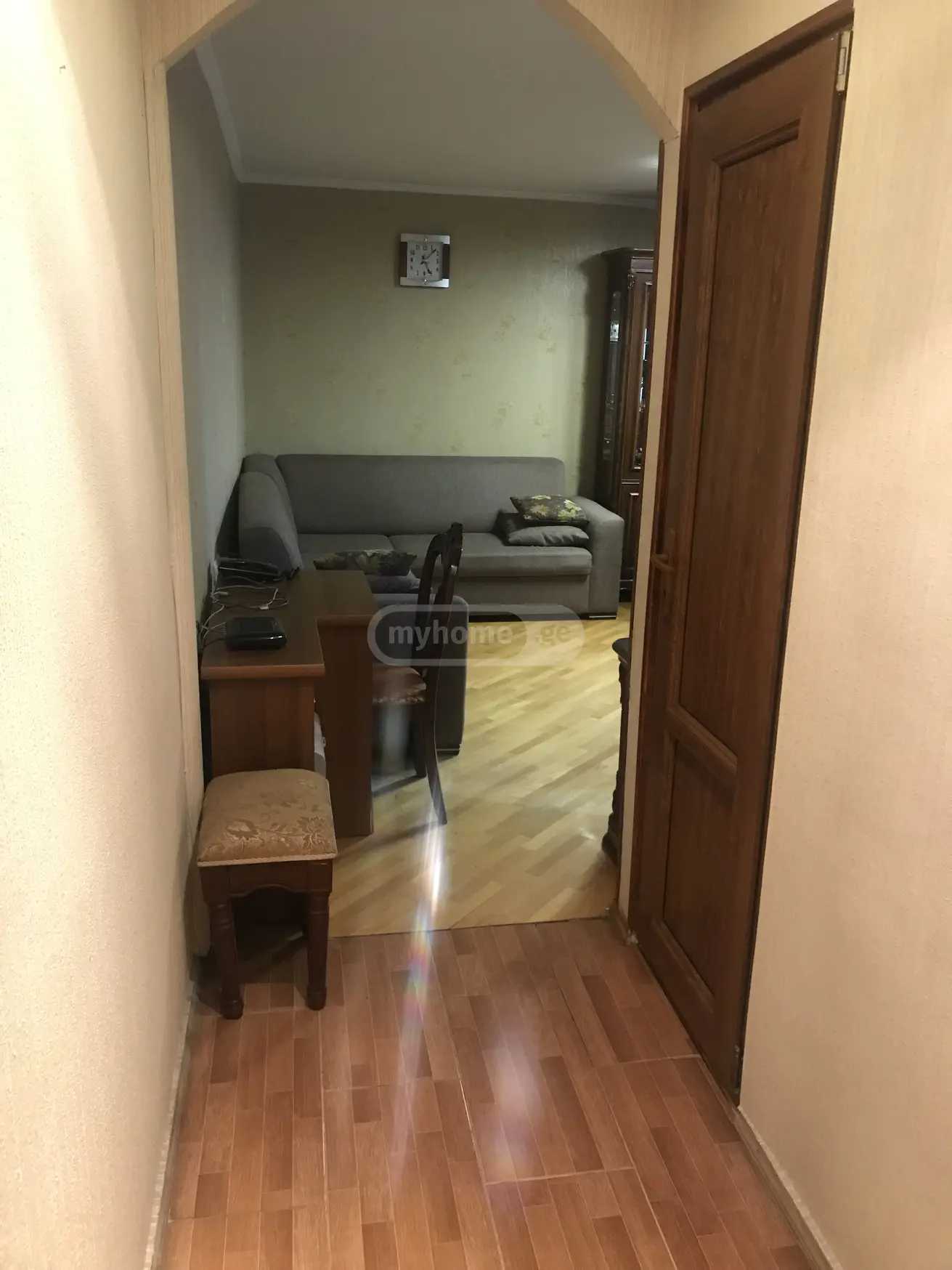 2 Room Flat For Rent. Didube view 5