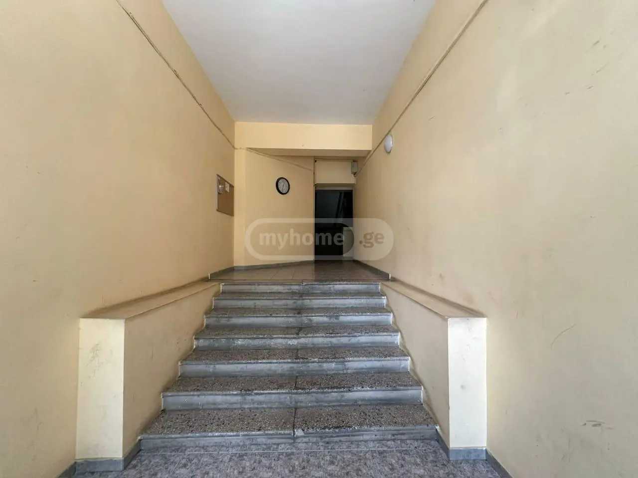 3 Room Flat For Rent. Vake view 12