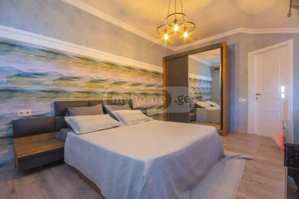 Hotel For Sale. Navdaraantkari view 4