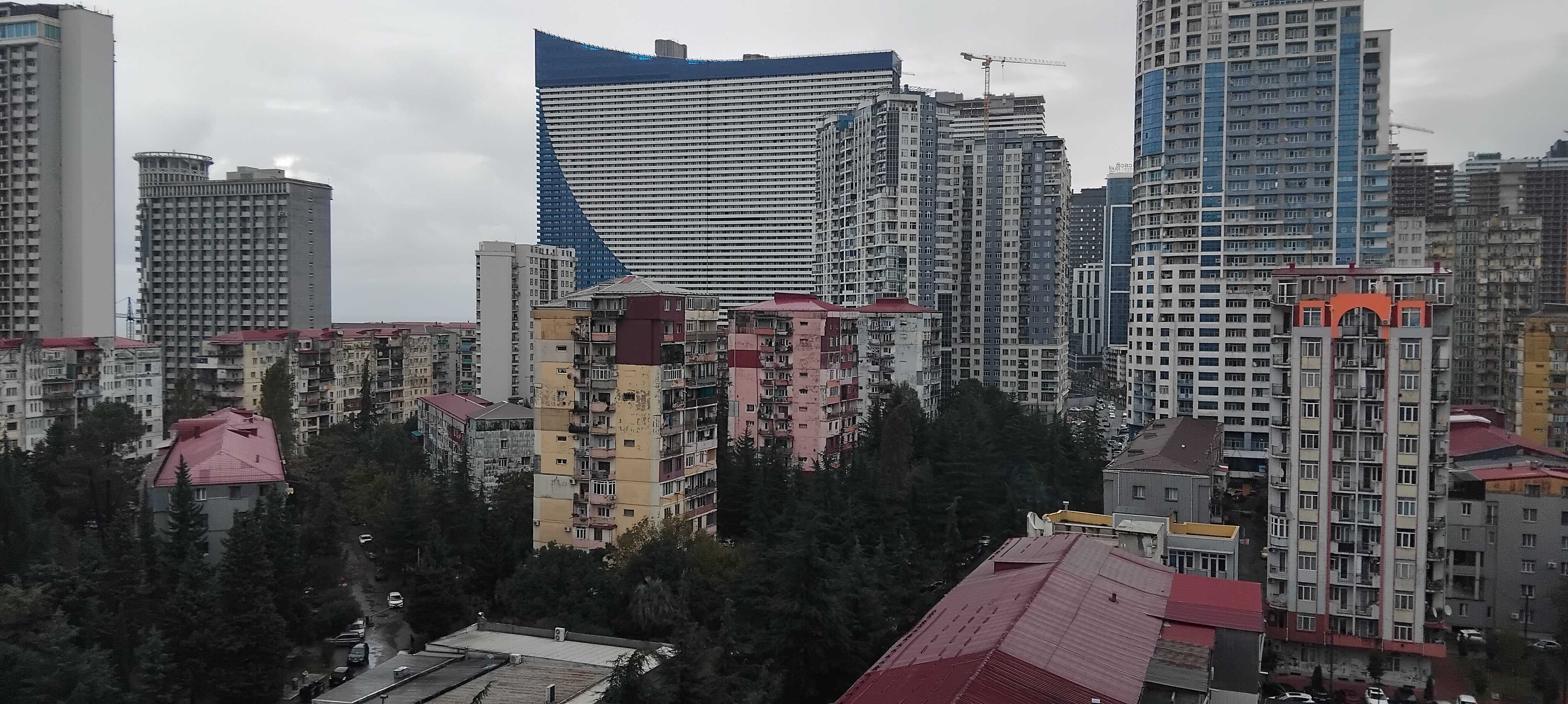 3 Room Flat For Rent. Batumi view 10
