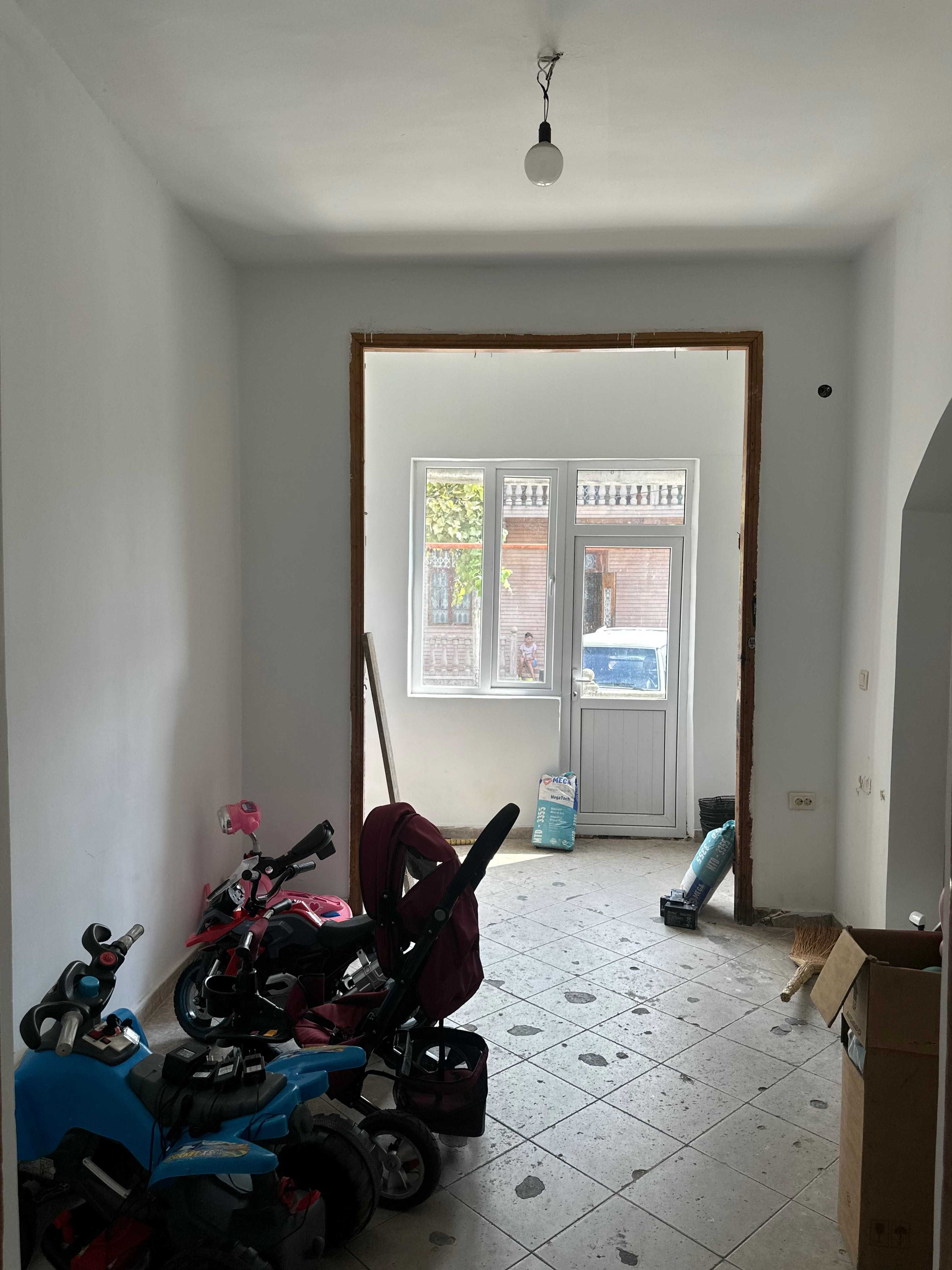Commercial Space For Sale. Batumi, 3 of 4