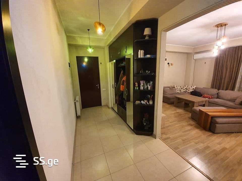 2 Room Flat For Sale view 3