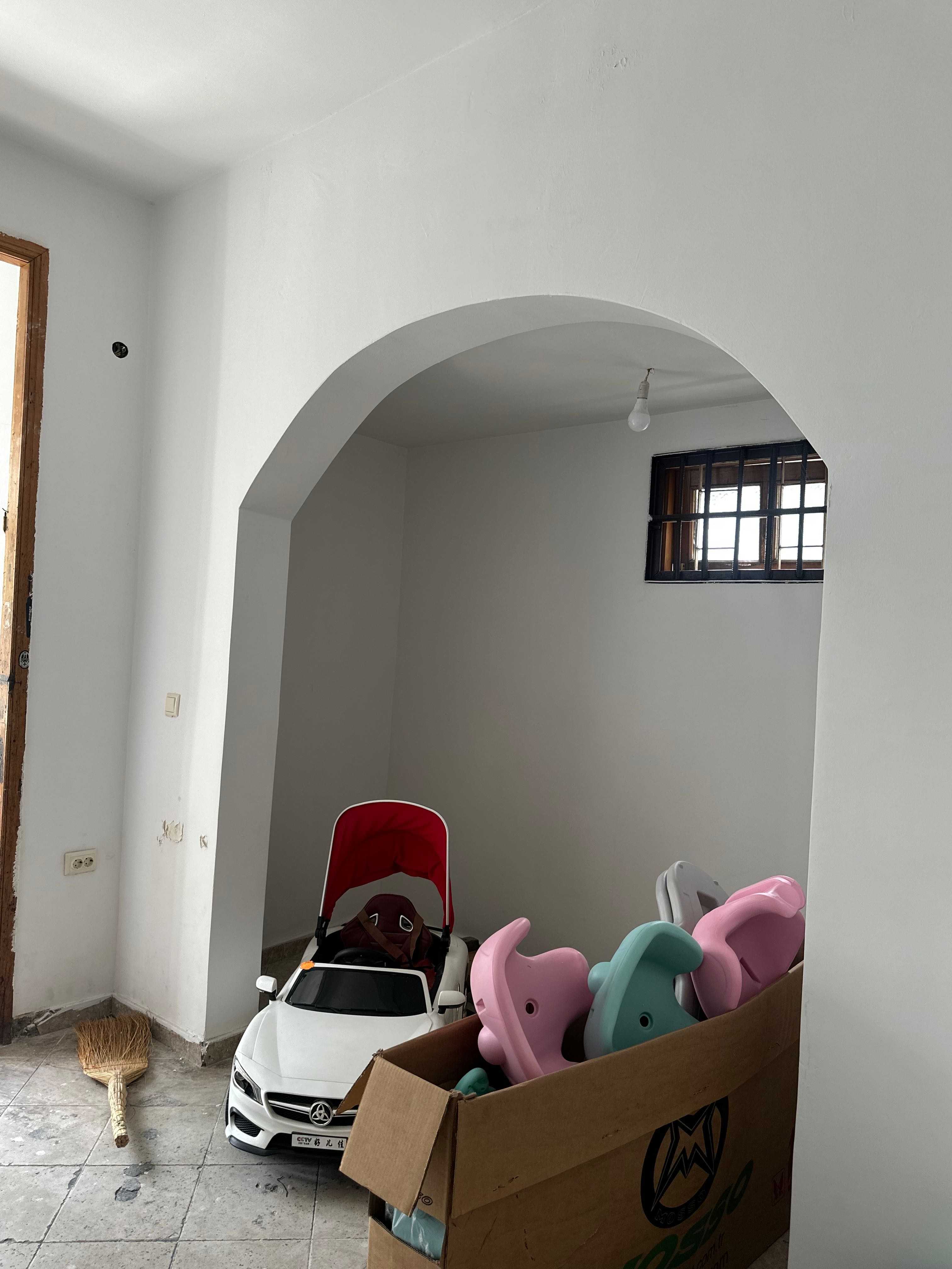 Commercial Space For Sale. Batumi, 2 of 4