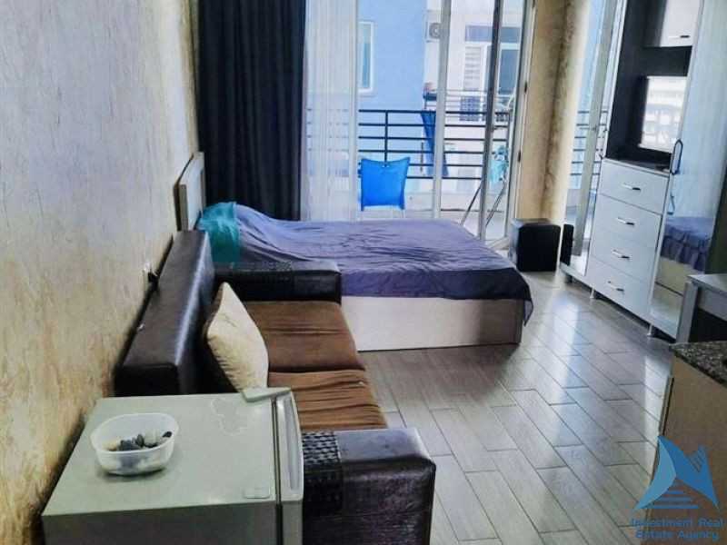 1 Room Flat For Sale view 2