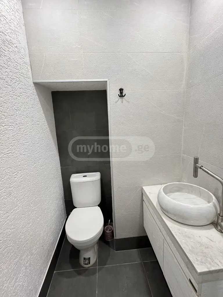 2 Room Flat For Rent. Vera view 6