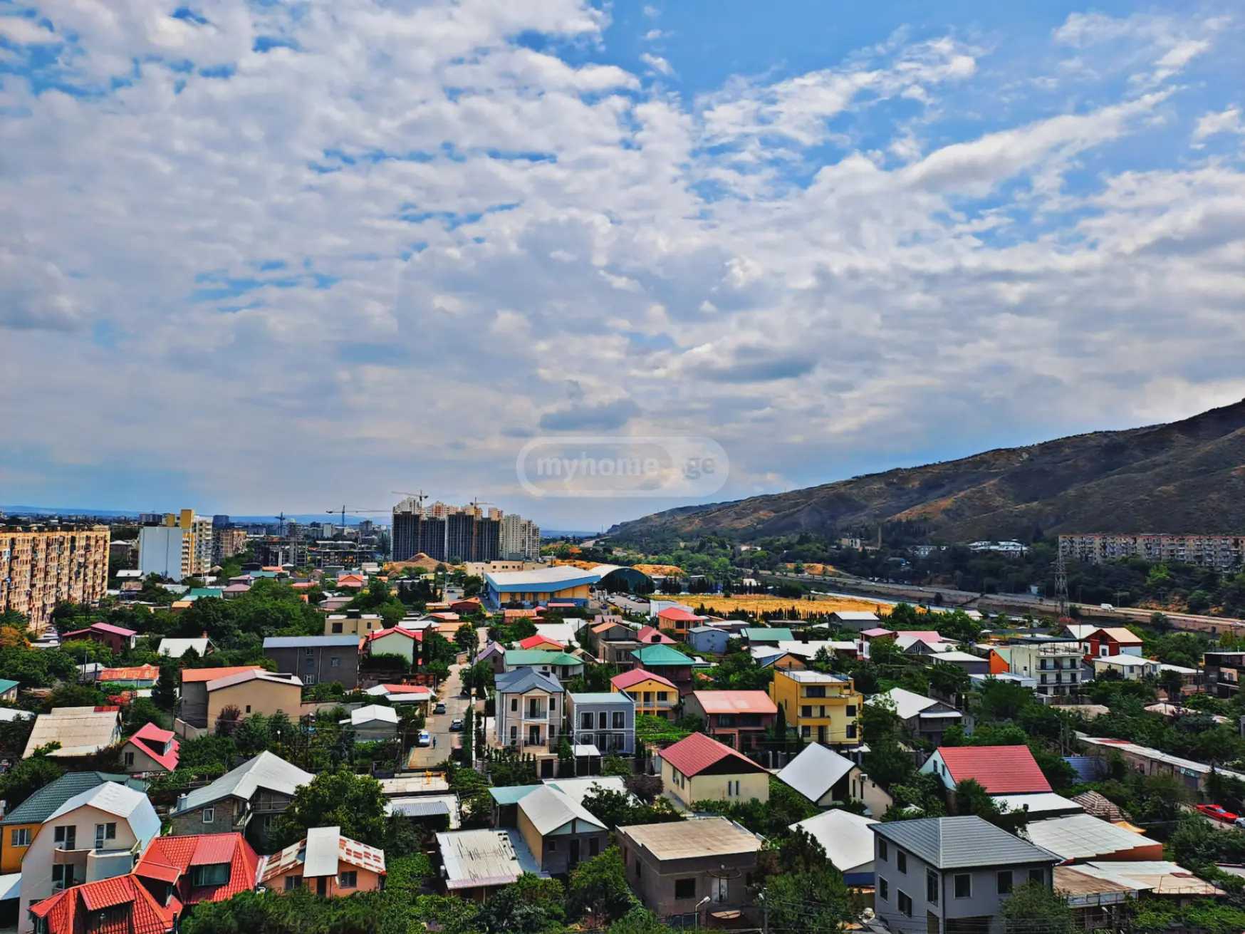 3 Room Flat For Rent. Ortachala view 8