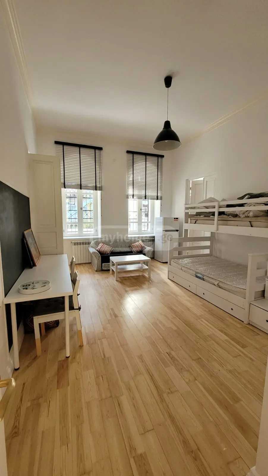 4 Room Flat For Rent. Mtatsminda view 9