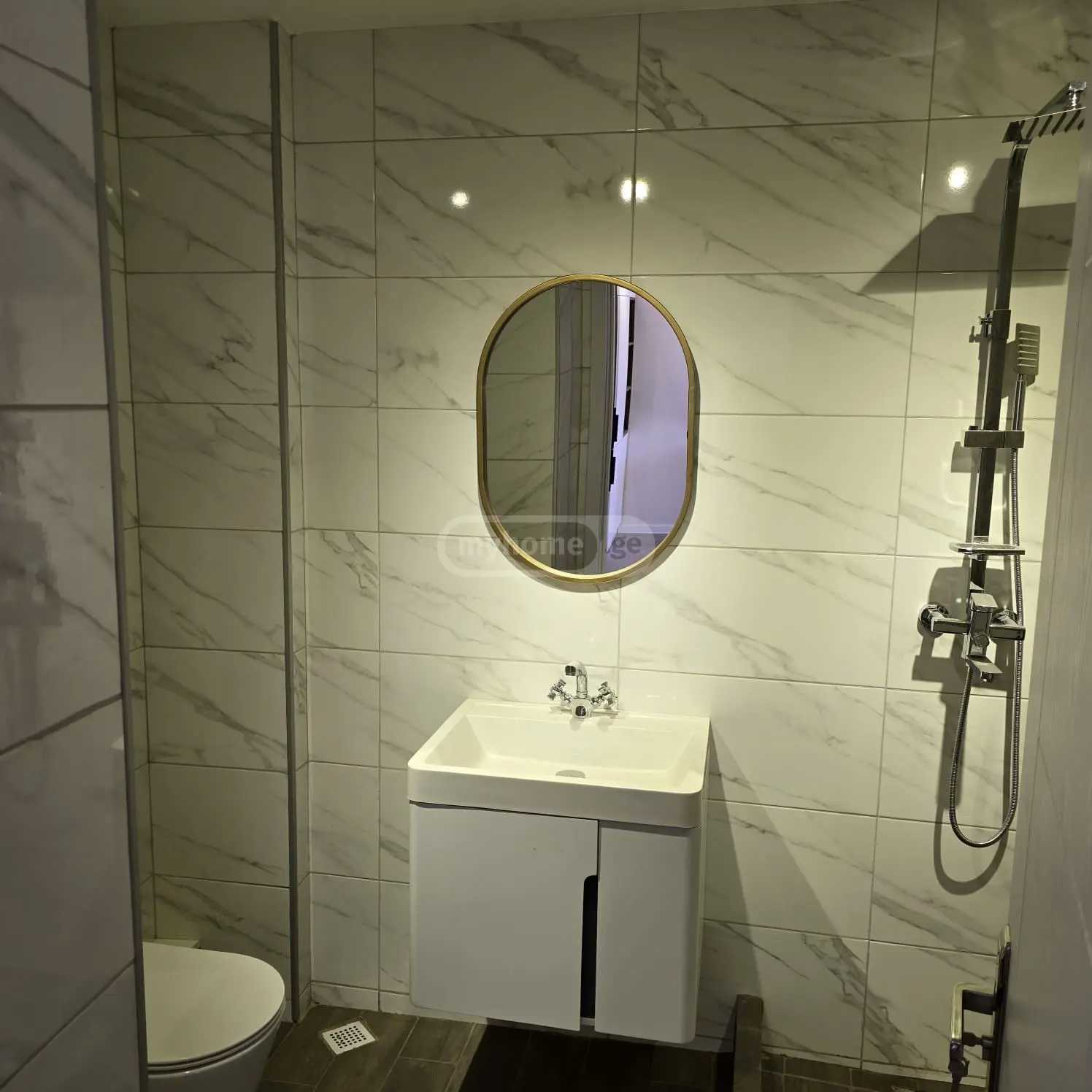 2 Room Flat For Sale view 3