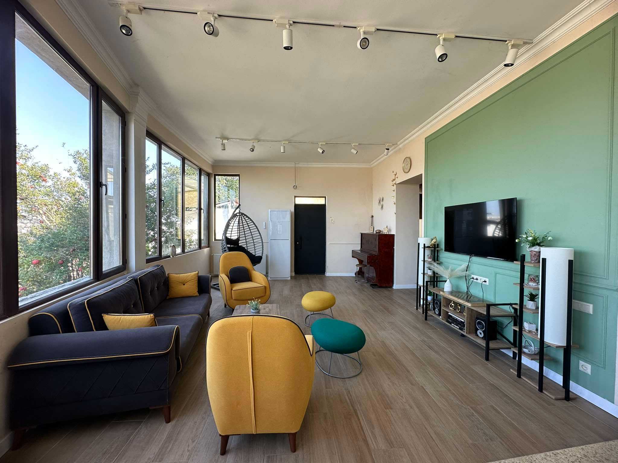 3 Room Private House For Rent. Ortachala view 3