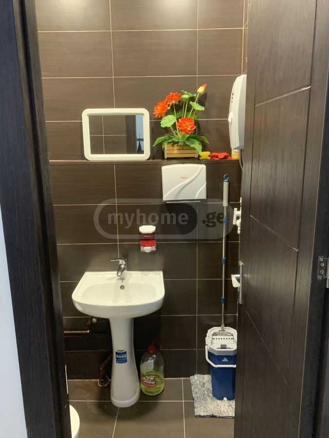 Commercial Space For Rent. Avlabari view 3