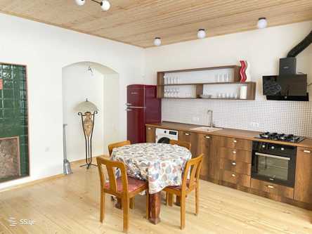 https://static.ss.ge/20241101/13_0cc8de36-49df-483b-9b86-390a2292b76e_Thumb.jpg
