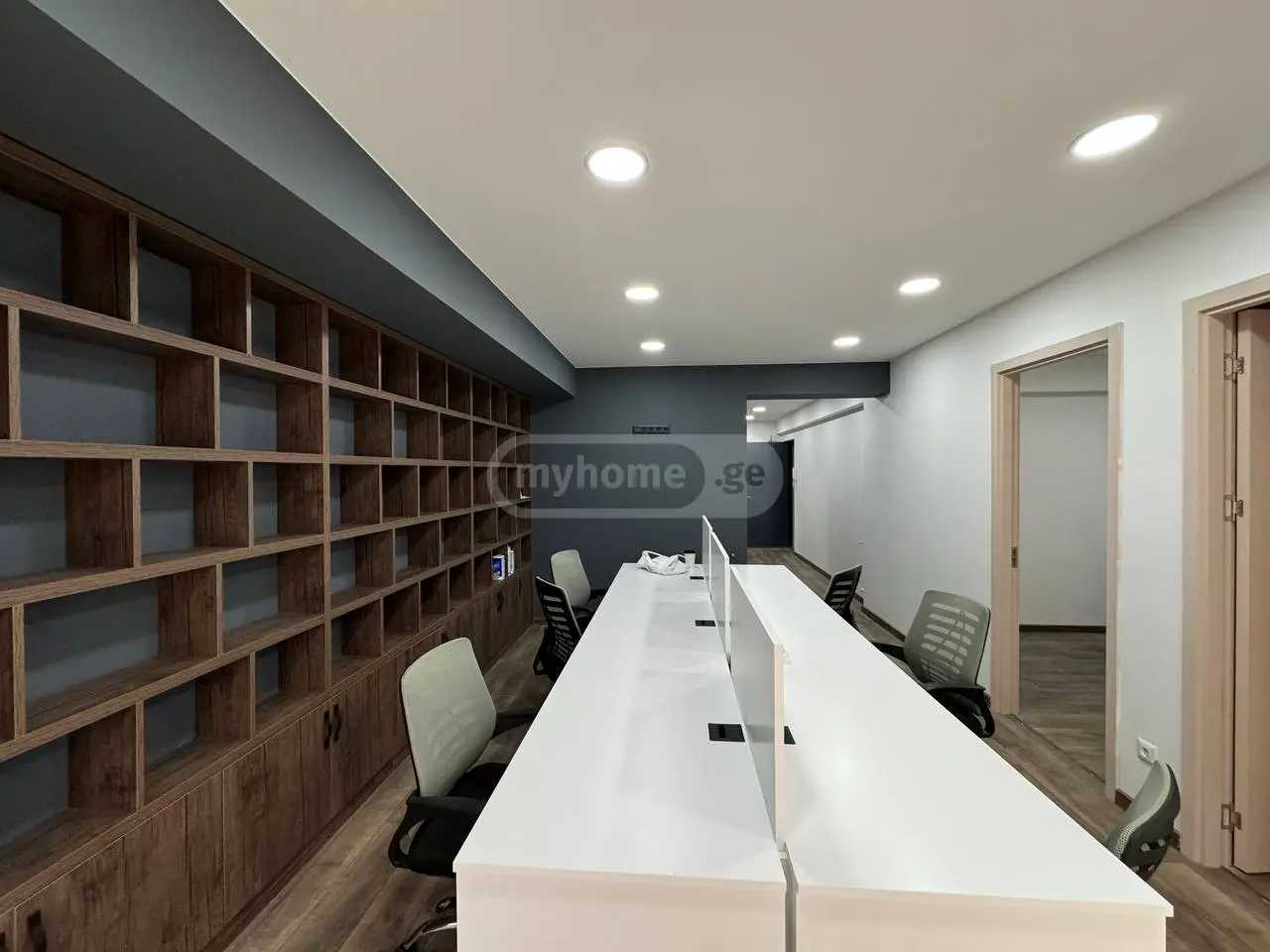 Commercial Space For Rent. Vera view 4