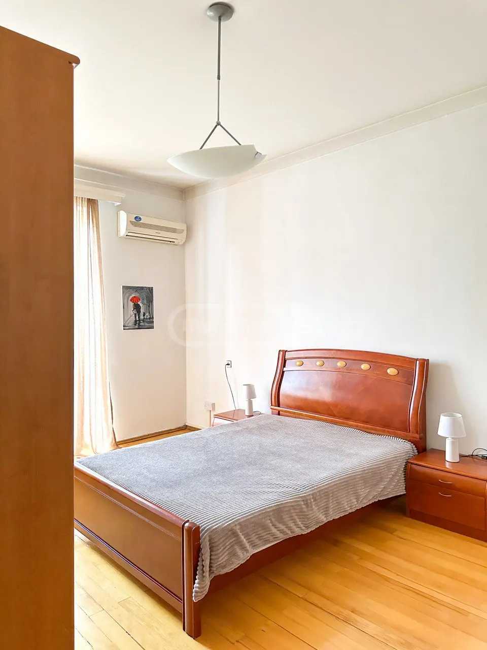 5 Room Flat For Rent. Vake view 10