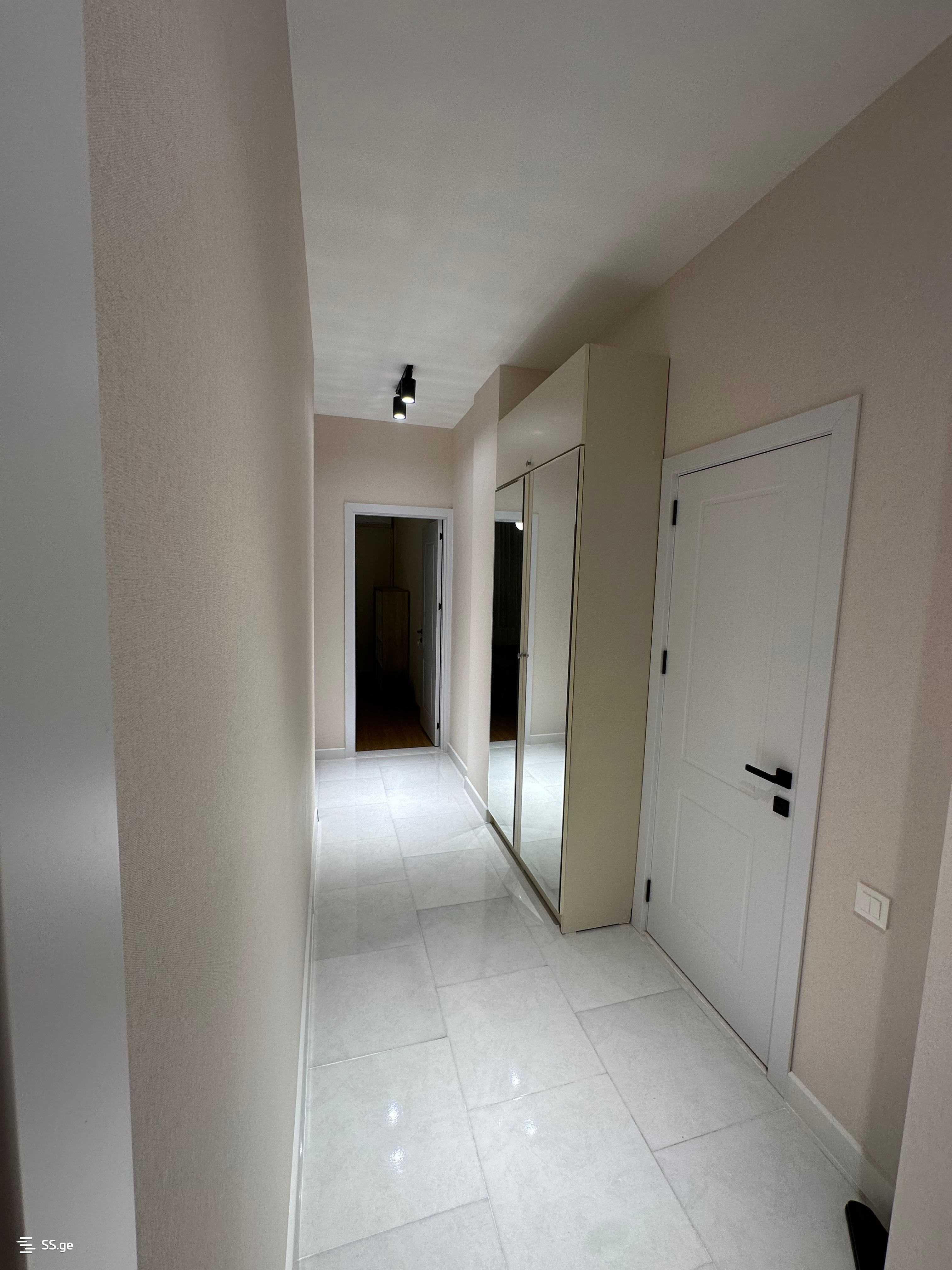 3 Room Flat For Rent. Ortachala view 8