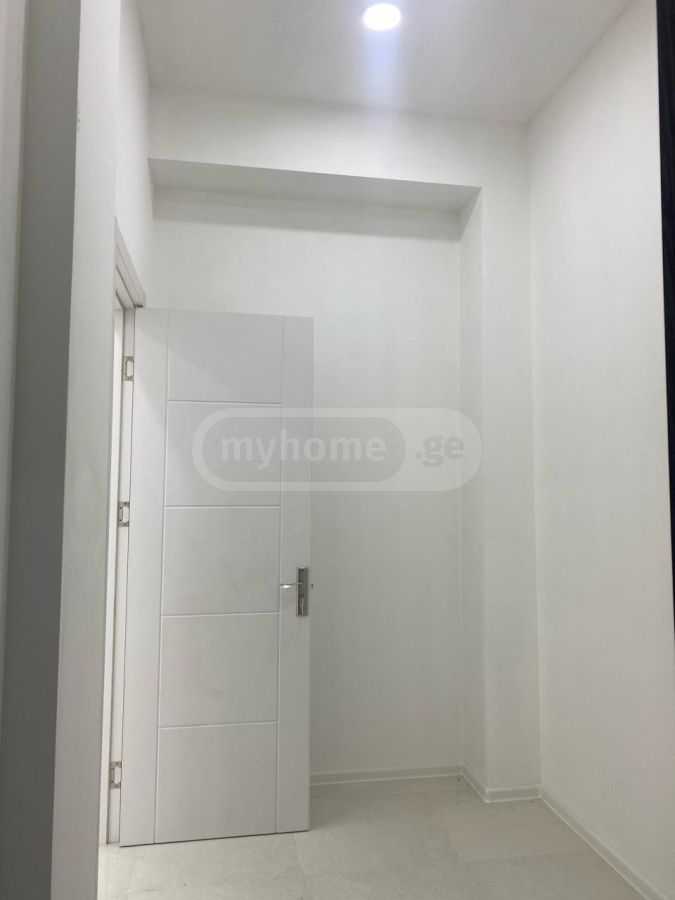 Commercial Space For Rent. Avlabari view 4