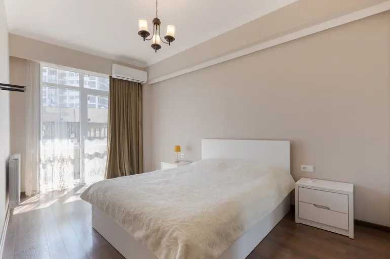 4 Room Flat For Rent. Vake view 2