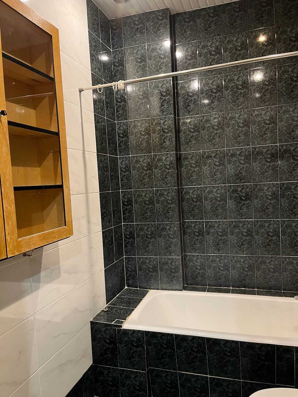 4 Room Flat For Rent. Vake view 3