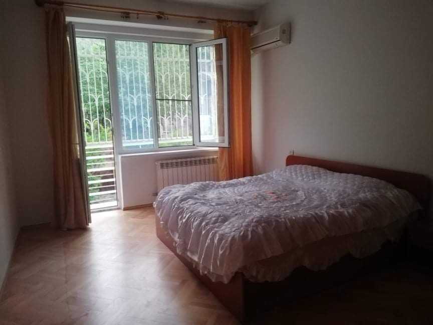 4 Room Flat For Rent. Vake view 1
