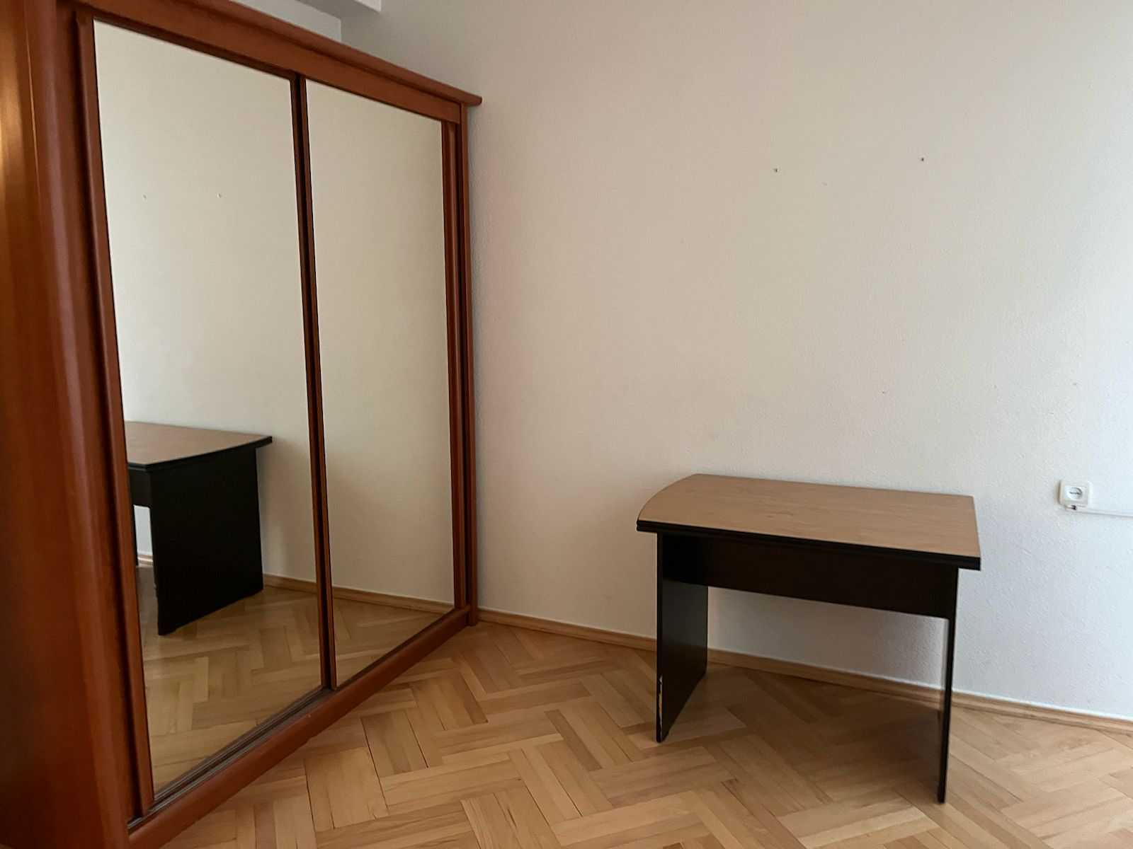 4 Room Flat For Rent. Vake view 2