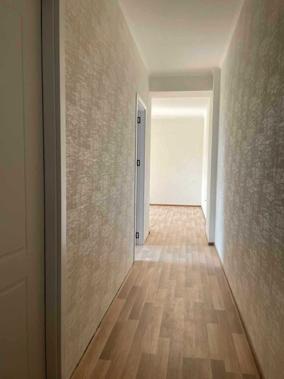 3 Room Flat For Sale view 2