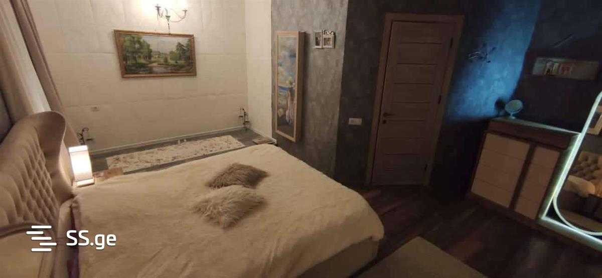 5 Room Private House For Sale view 6