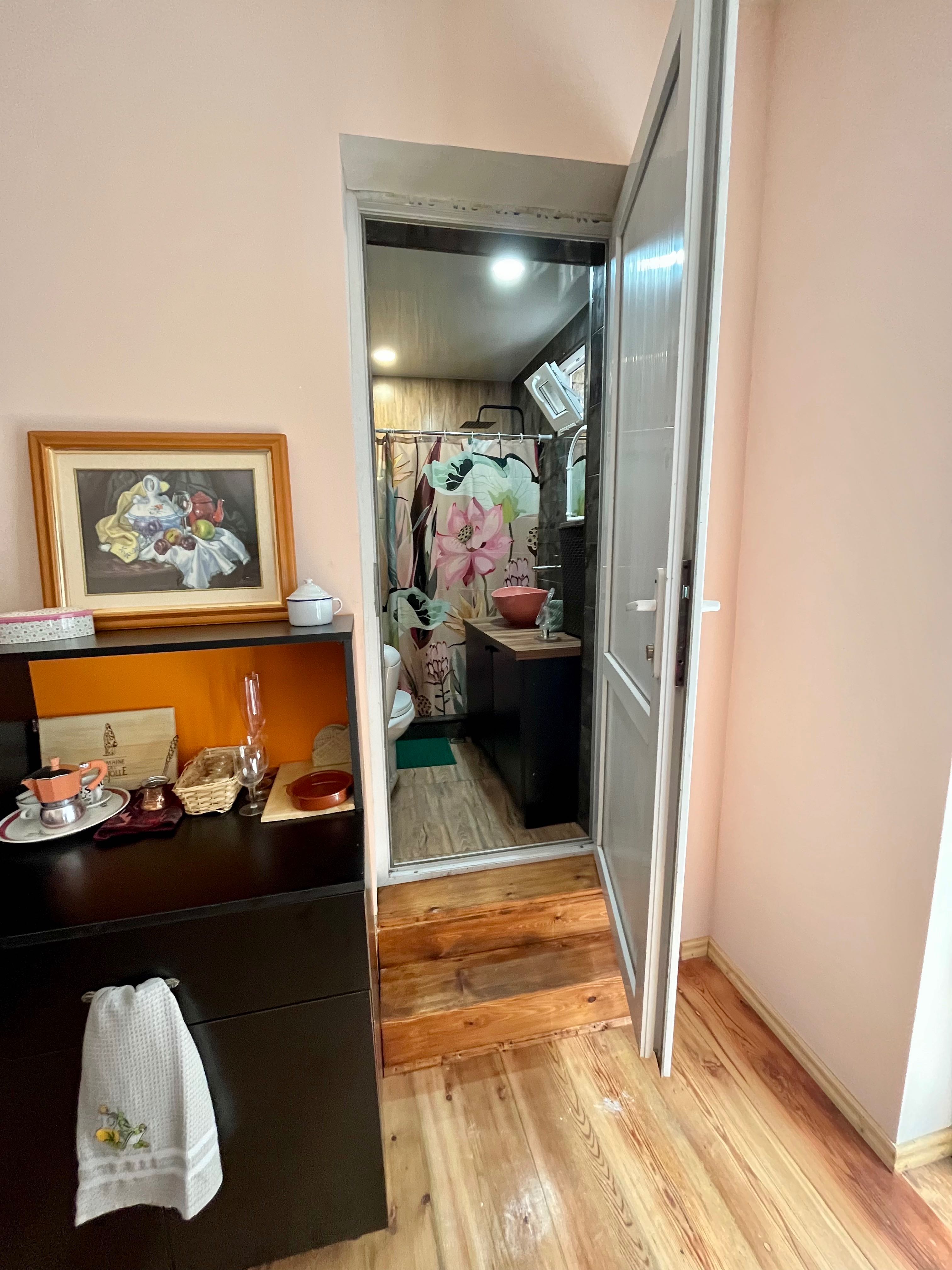 4 Room Private House For Rent. Signagi view 5