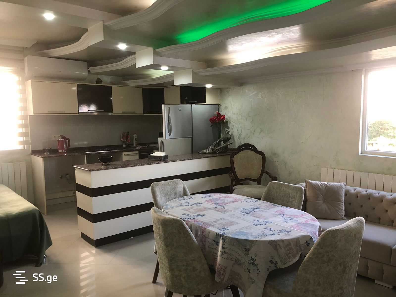 8 Room Hotel For Rent. Batumi, 1 of 4
