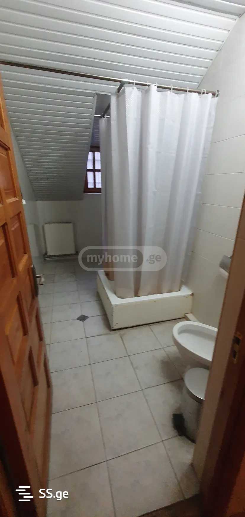 7 Room Hotel For Rent. Sololaki view 9