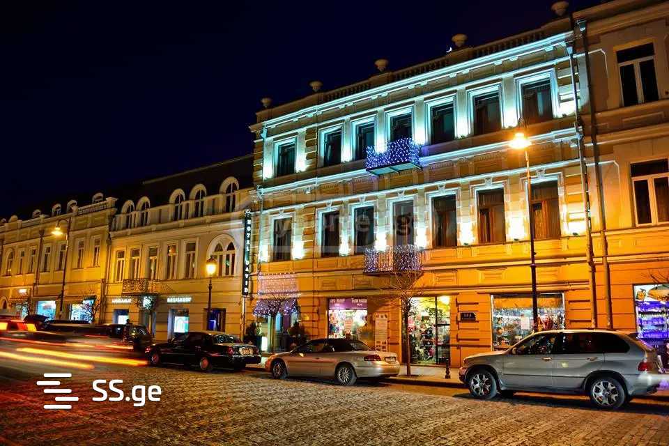 21 Room Hotel For Sale, 1 of 4