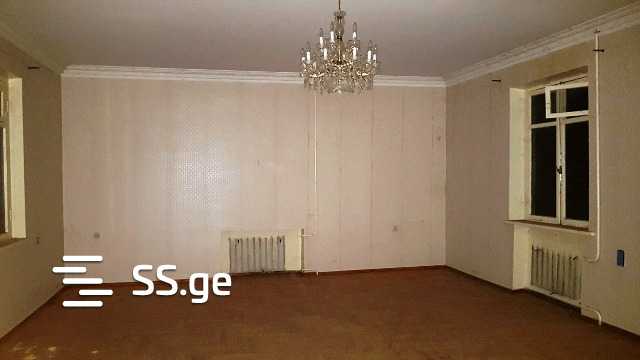 Продажа 18-комната Частный дом view 2