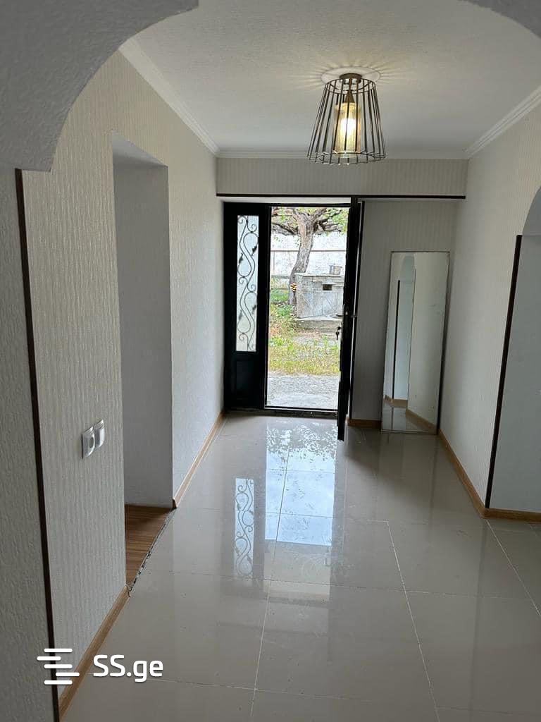 3 Room Private House For Rent. Telavi view 11
