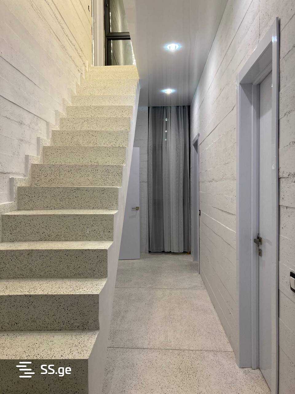 5 Room Private House For Sale view 10