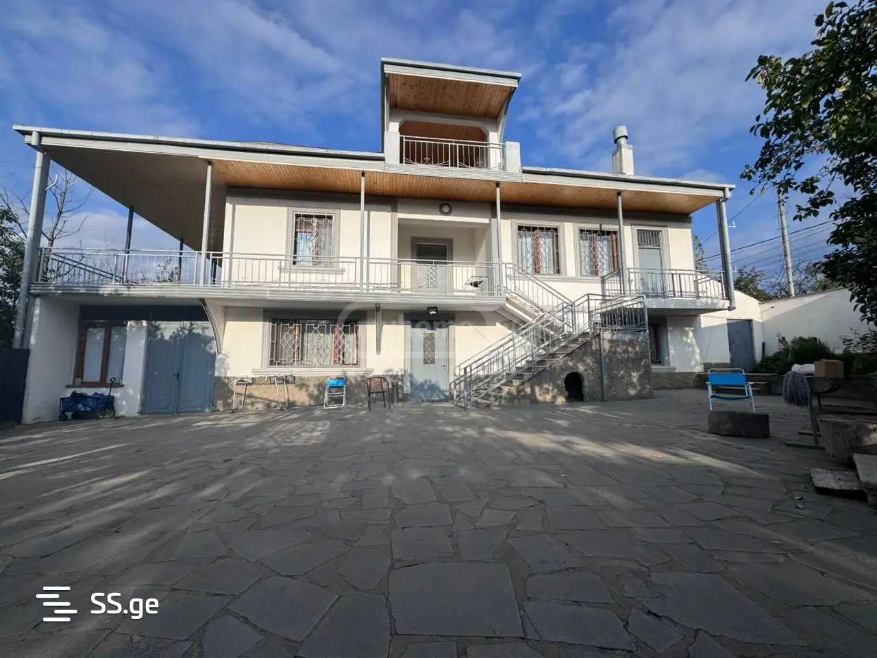 15 Room Hotel For Rent. Nadzaladevi, 3 of 12