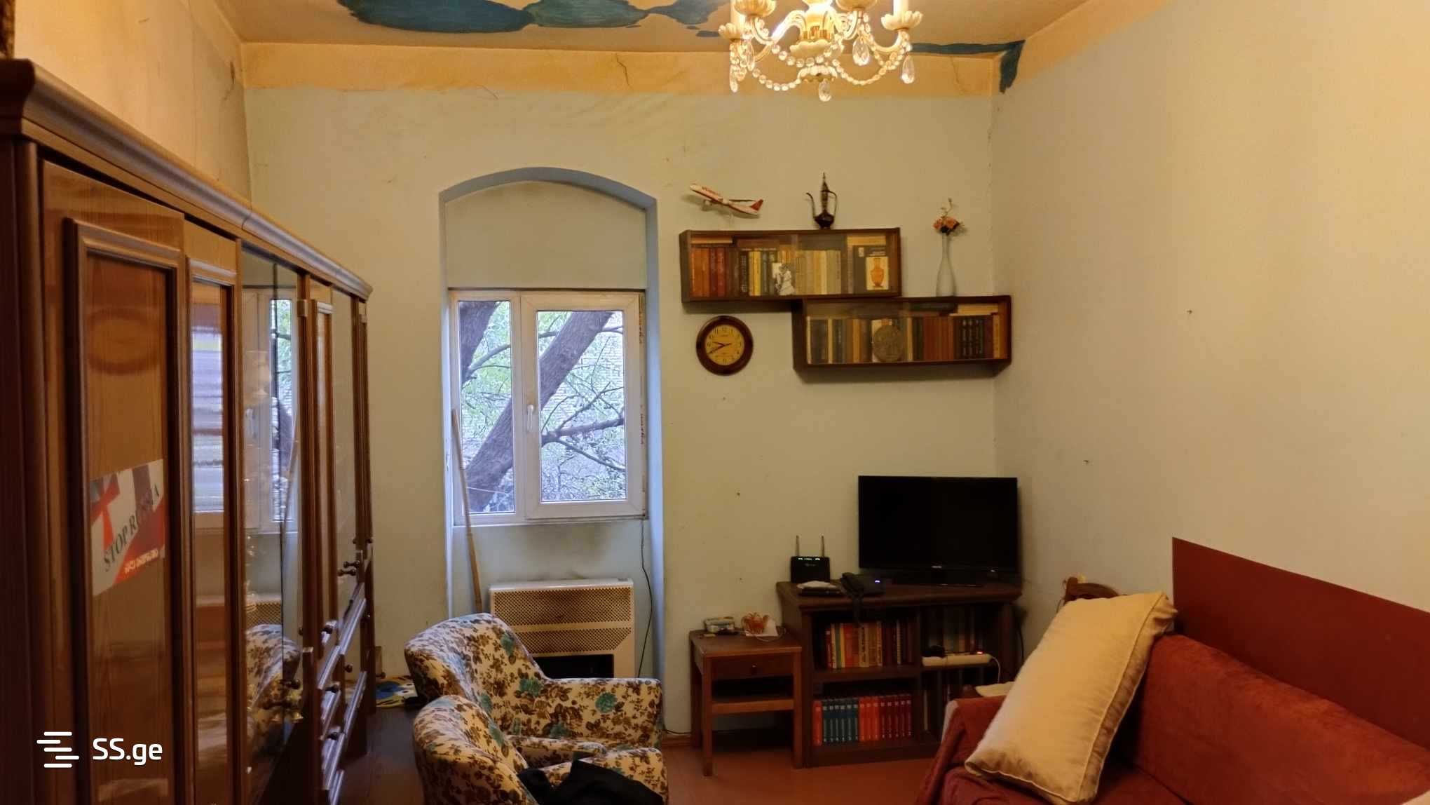 5 Room Flat For Sale view 9