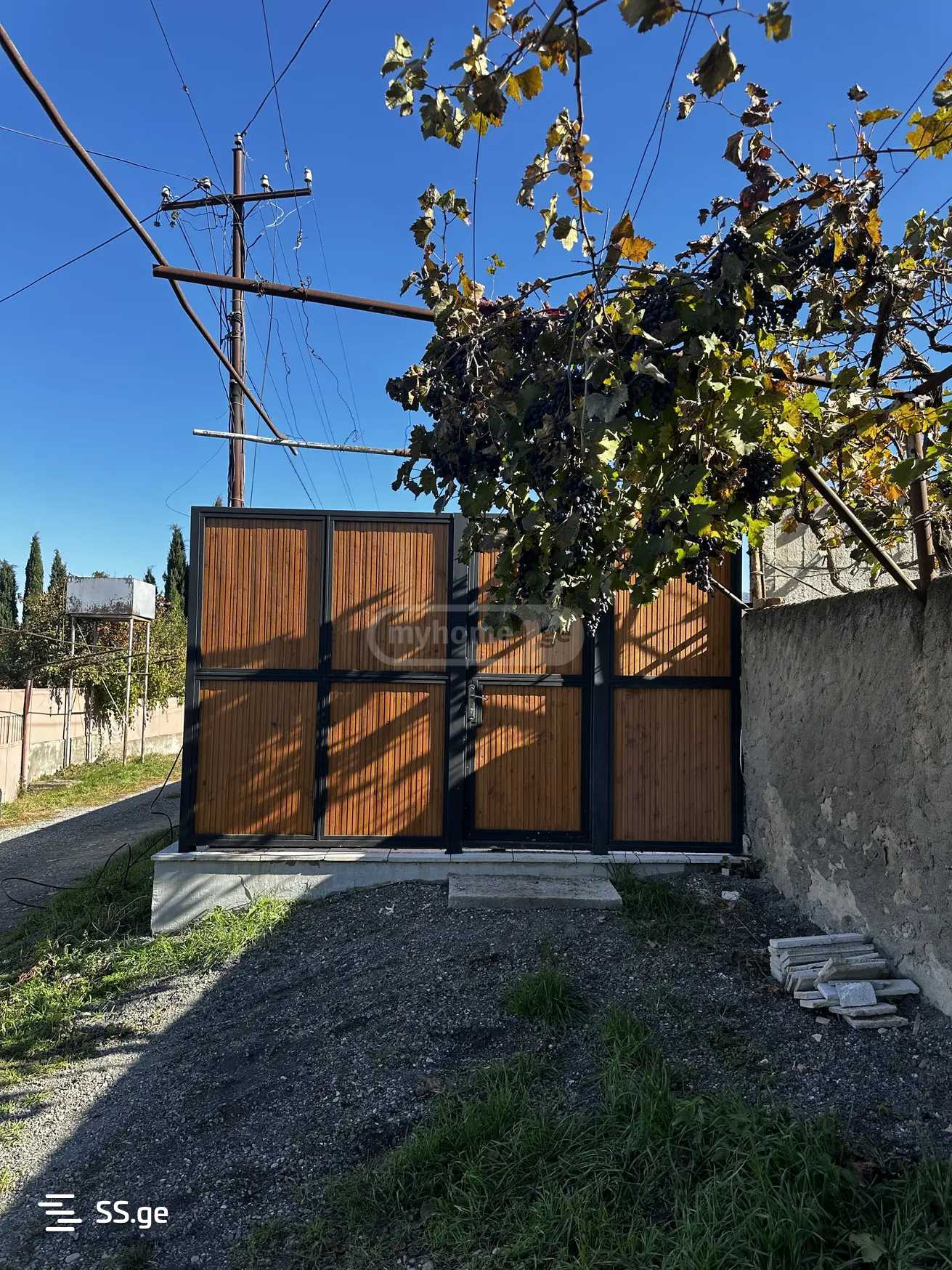 7 Room Private House For Sale view 6