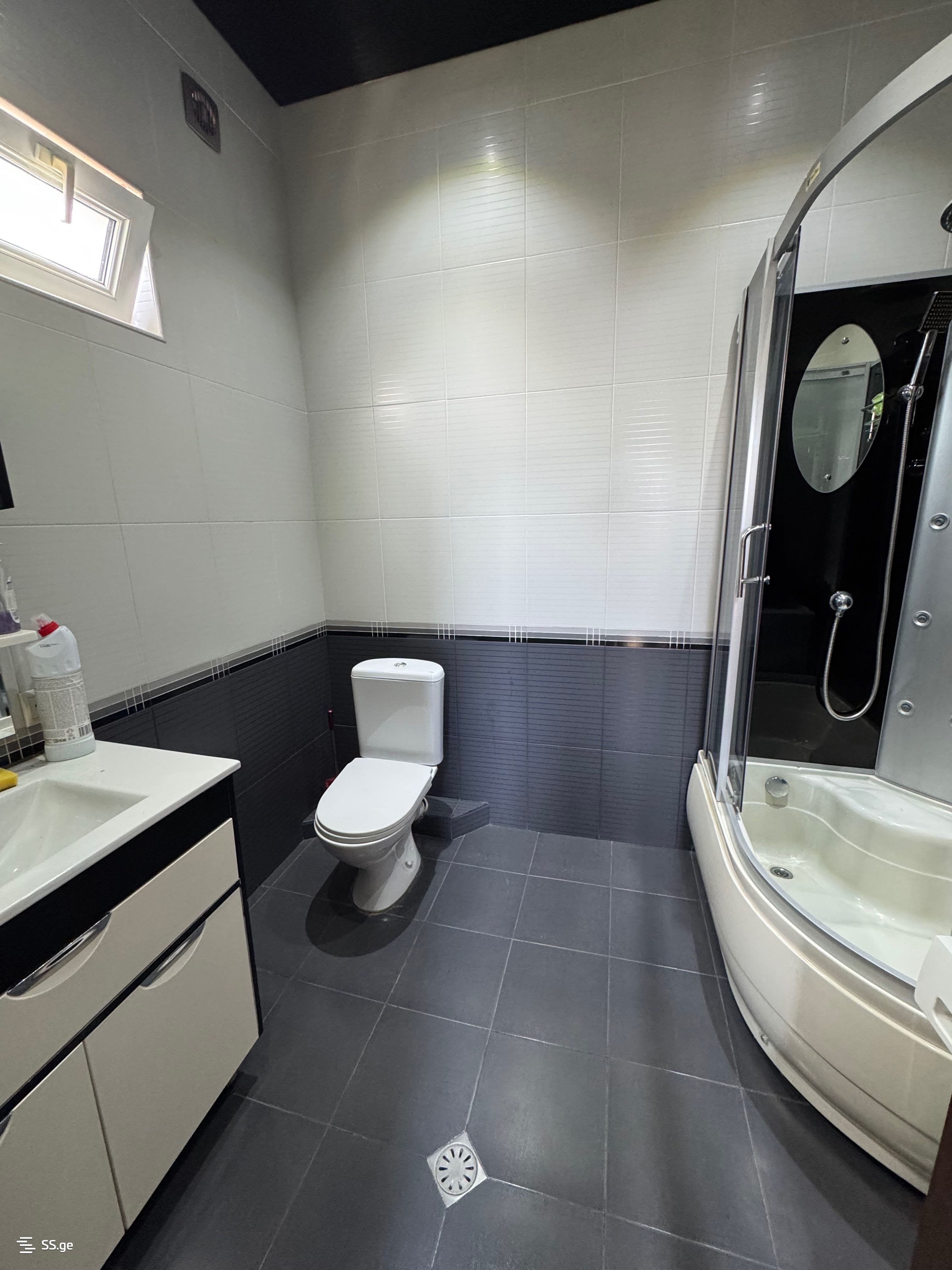8 Room Private House For Rent. Ponichala view 7