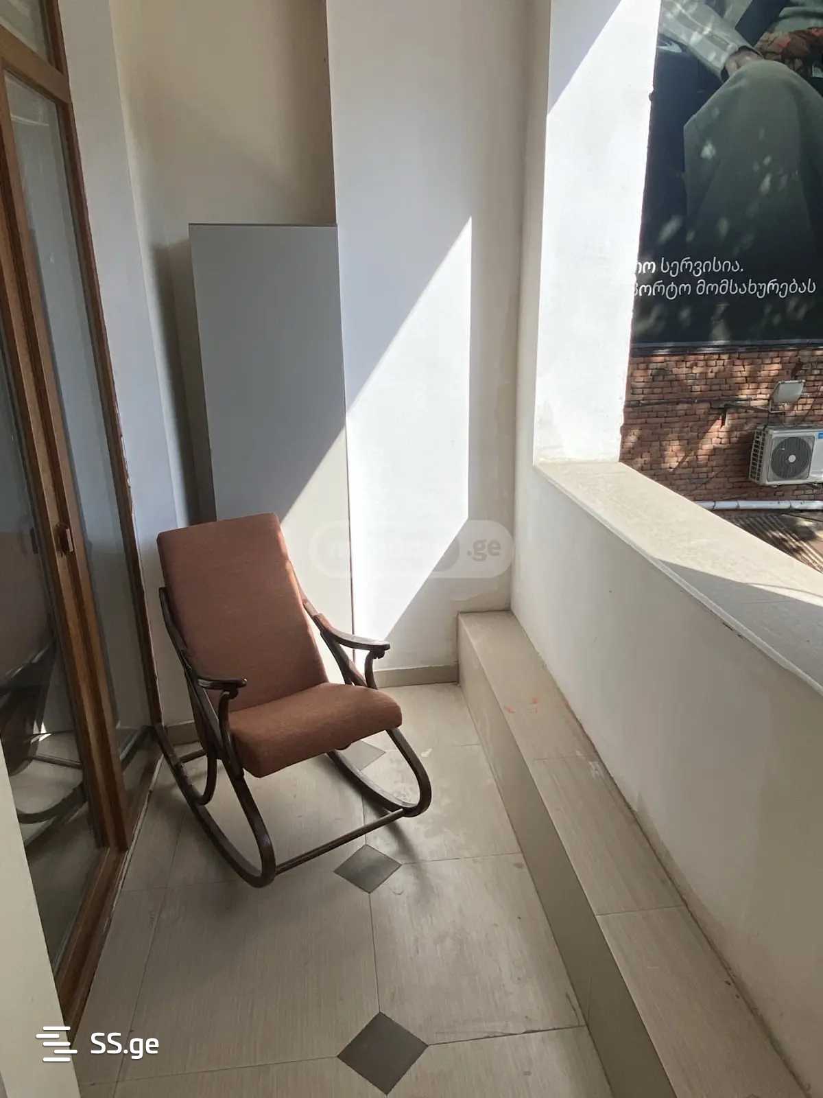 5 Room Flat For Rent. Vake view 7