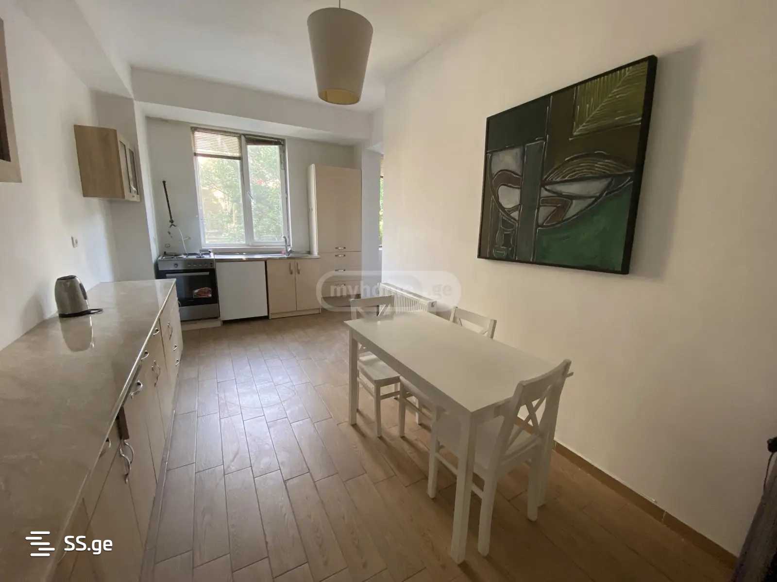 5 Room Flat For Rent. Vake view 1