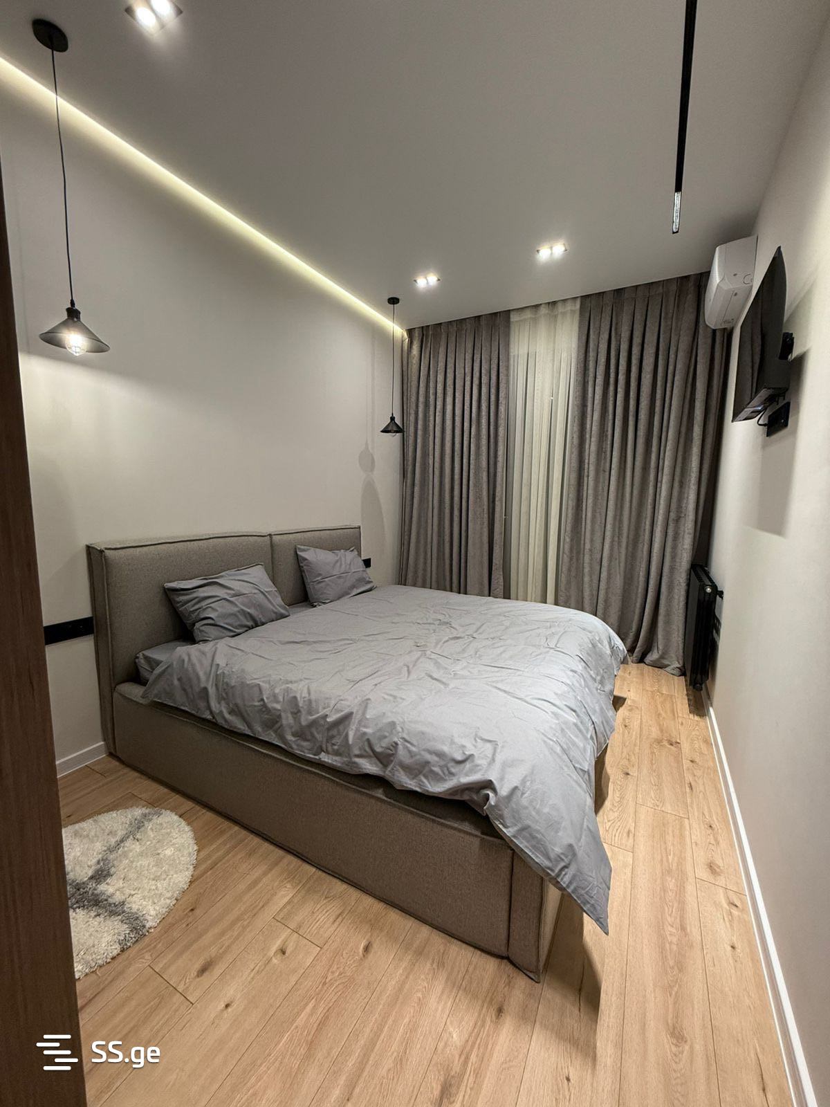 2 Room Flat For Rent. Vake view 1