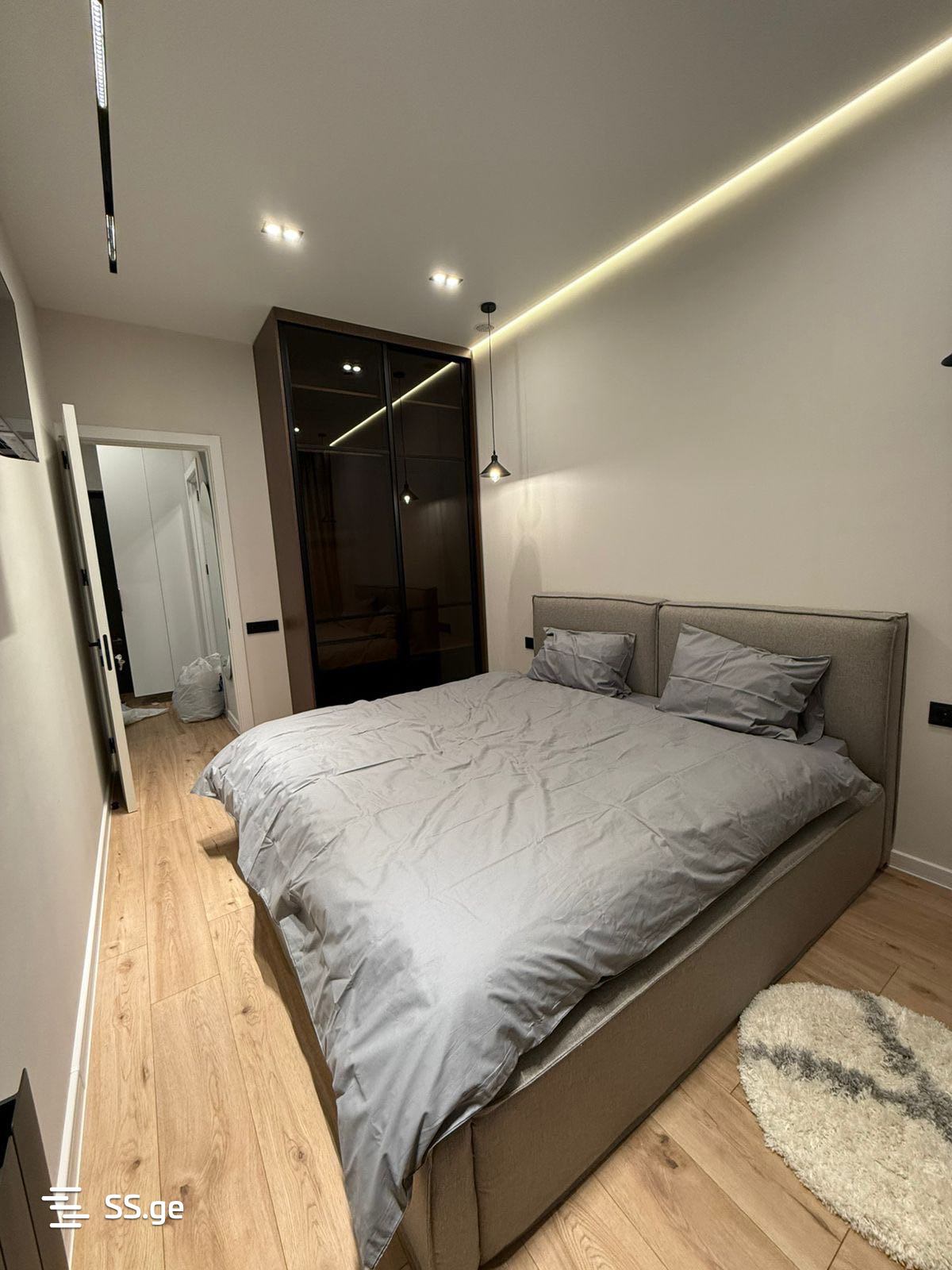 2 Room Flat For Rent. Vake view 5