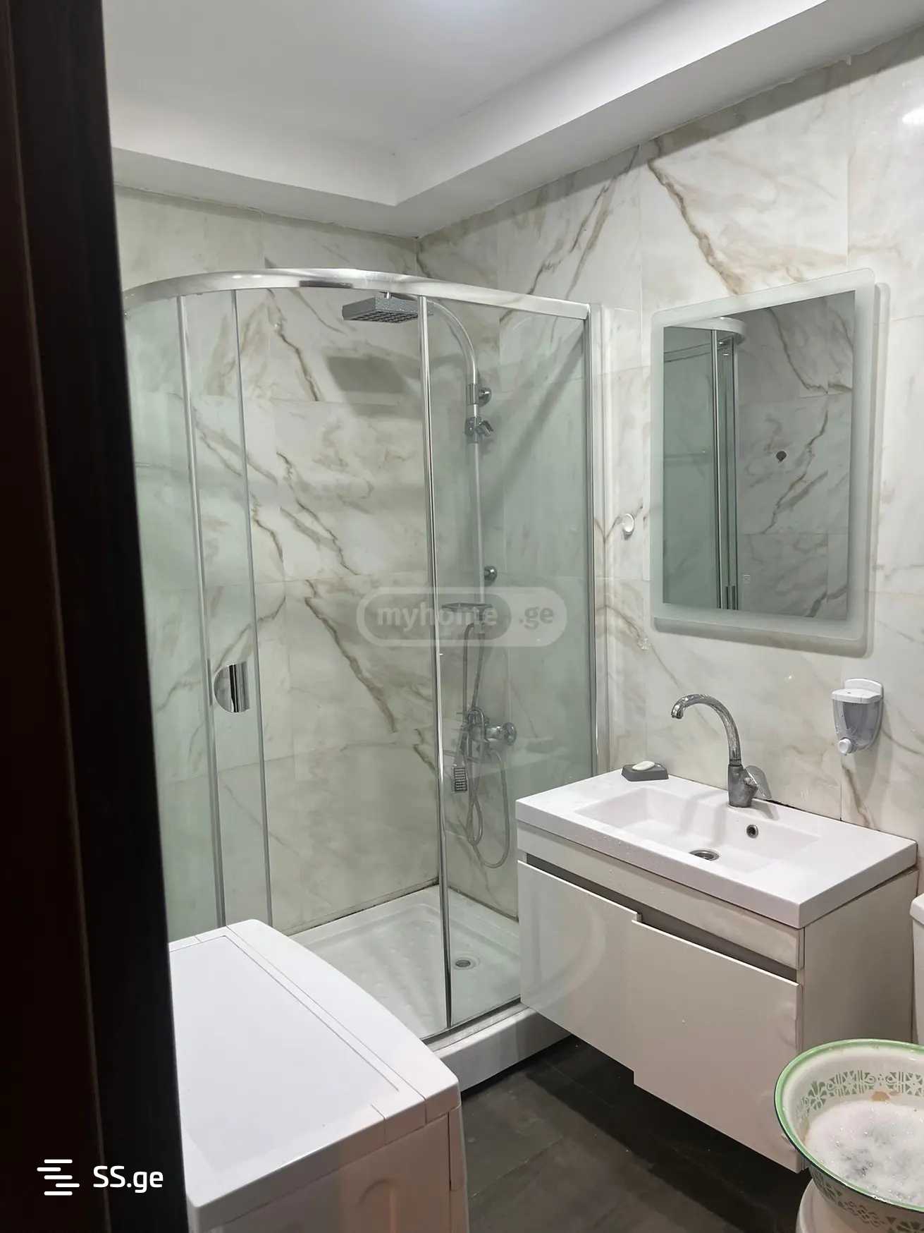 5 Room Flat For Rent. Vake view 11