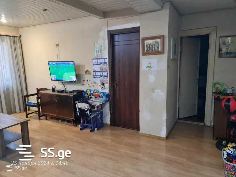 4 Room Flat For Sale view 2