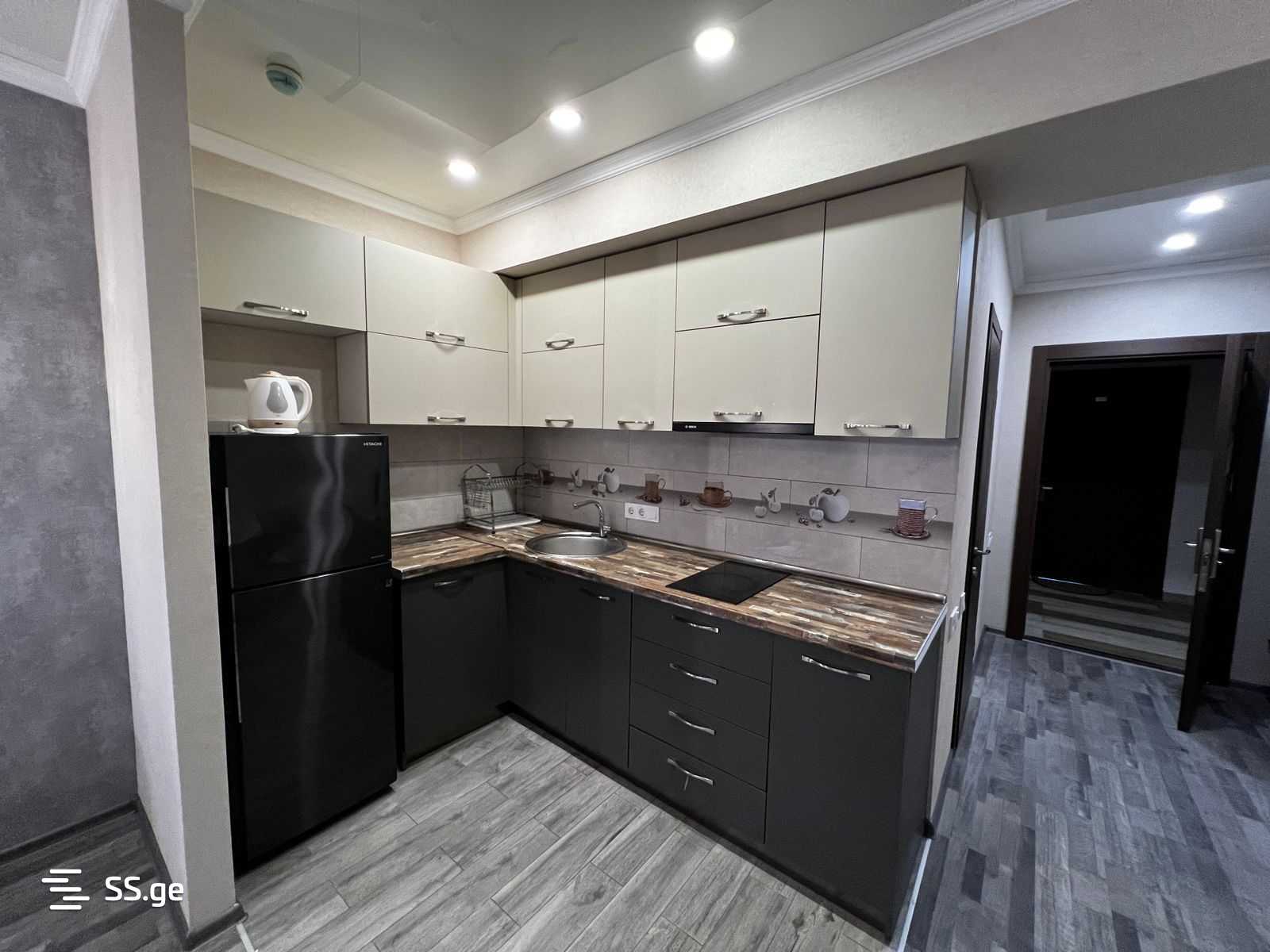 1 Room Flat For Rent. Batumi view 10