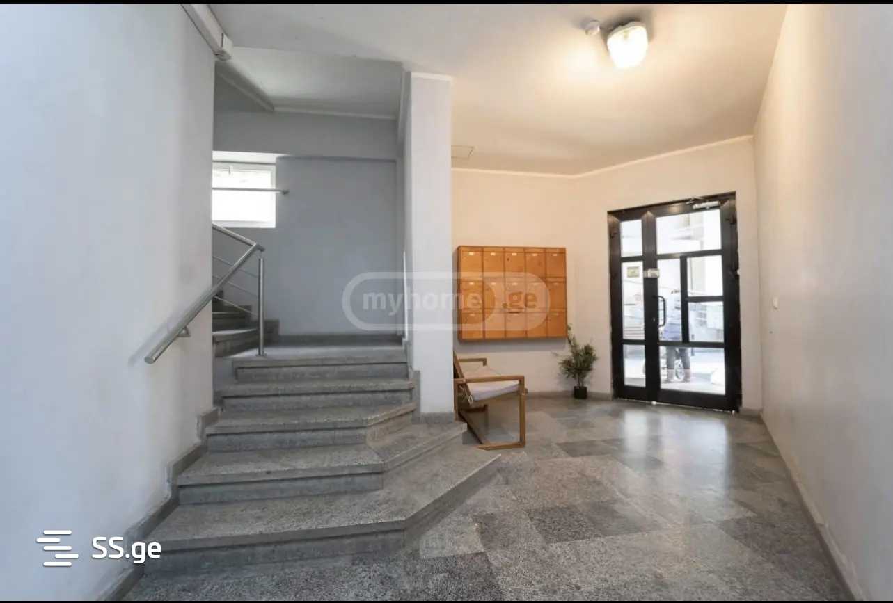 3 Room Flat For Rent. Vake view 11