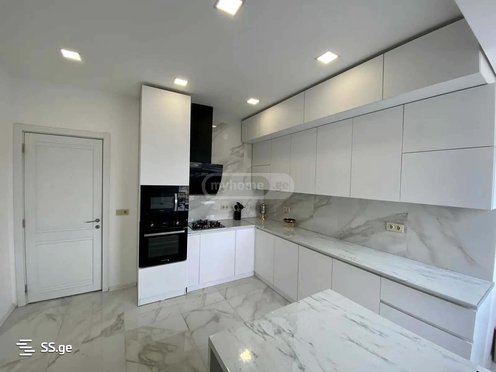 5 Room Flat For Rent. Ortachala view 3