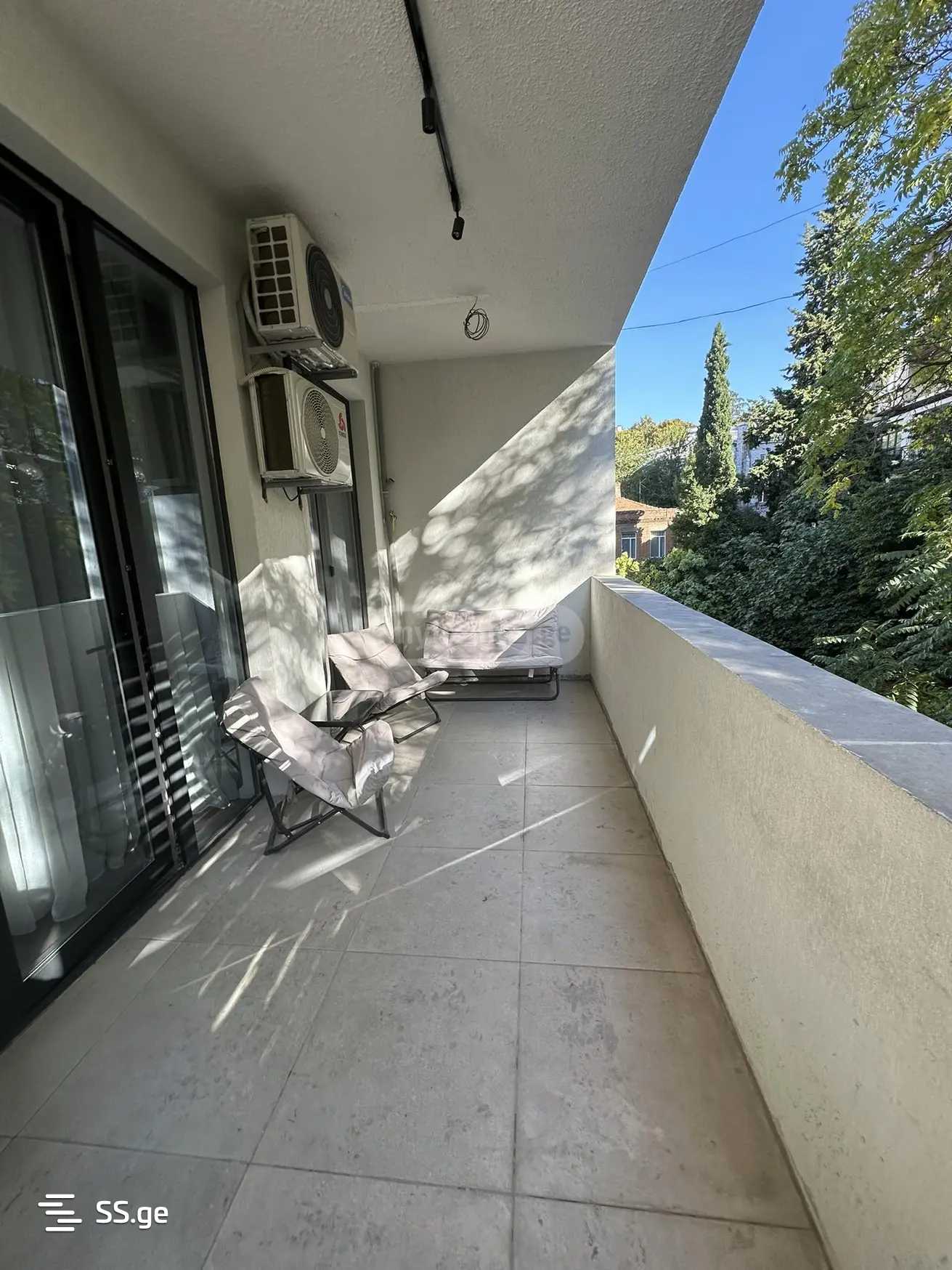2 Room Flat For Rent. Vake view 6