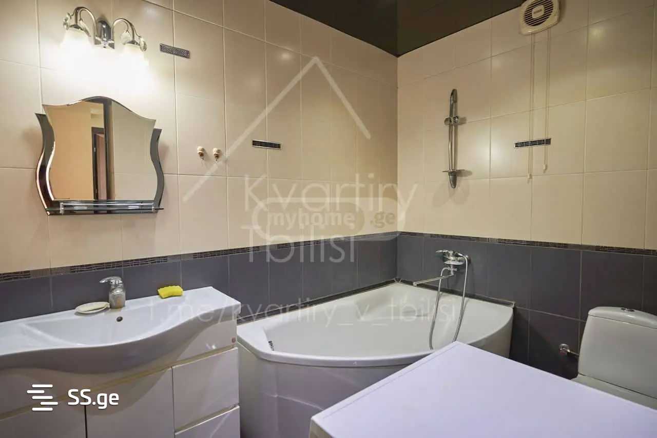 4 Room Flat For Rent. Vake view 4